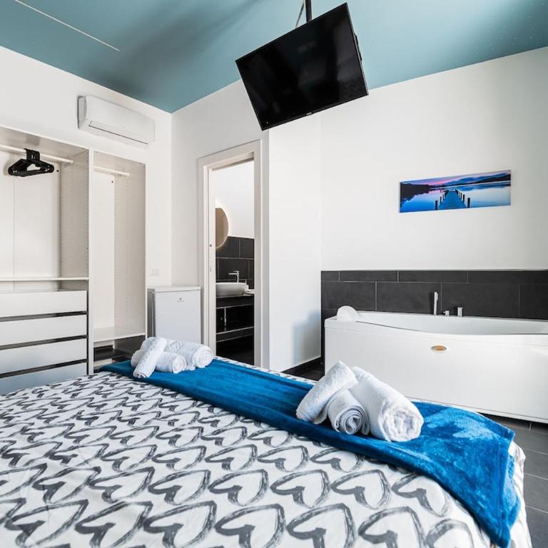 DM Luxury Apartment - One-Bedroom Apartment - 1
