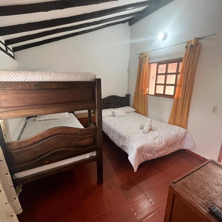 Hospedería Villa Lucía - Standard Family Room - 7