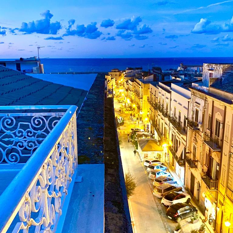 Palazzo 700 - Suite Deluxe con Vista Mare - 1
