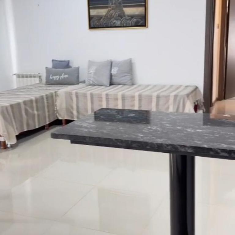 Departamento en Veneto 4 u 8 - Apartamento de 2 dormitorios - 3