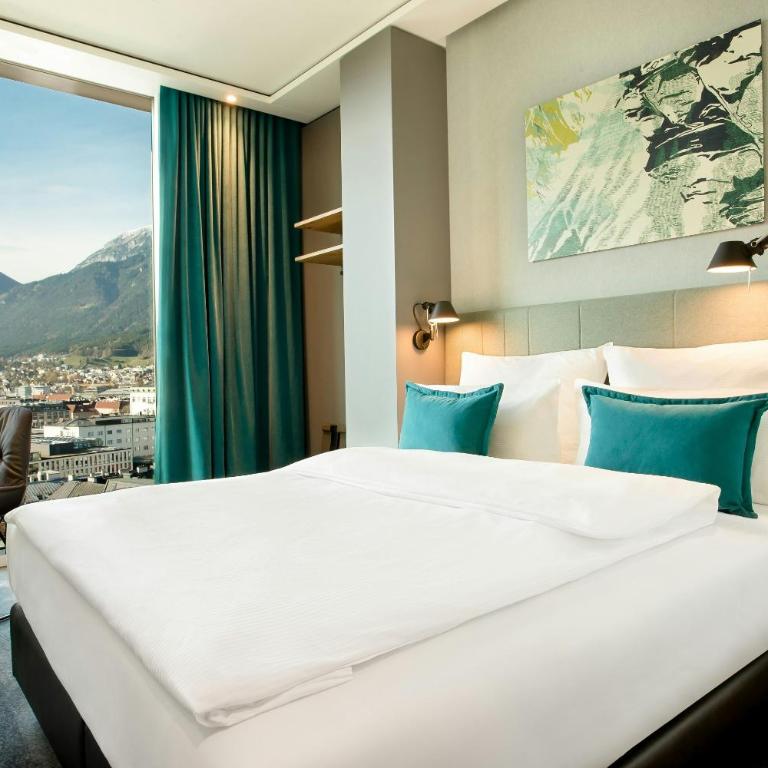 Motel One Innsbruck - Standard Doppelzimmer mit Aussicht - 2