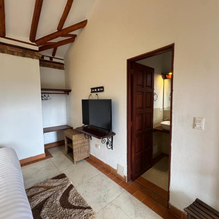 Hotel Bosque de la Villa - Deluxe King Room - 3