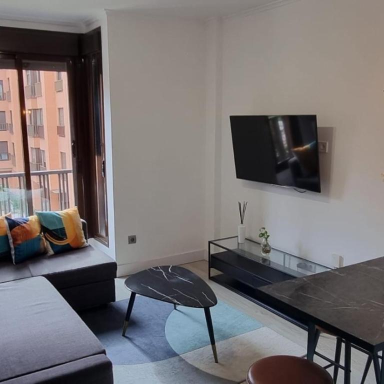 Piso cerca Aeropuerto Madrid, Estadio Riyadh Air, Ifema, Parque Juan Carlos I, Clínica Univesidad Navarra, Plenilunio - Apartamento de 1 dormitorio - 3