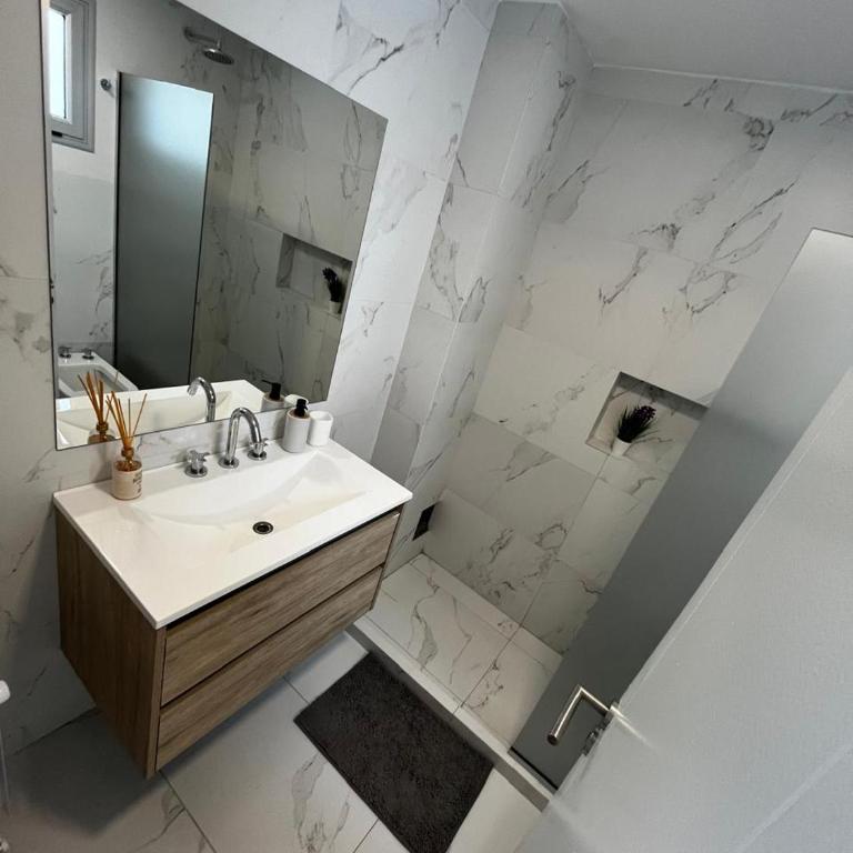 Semipiso de categoría frente al mar en Monte Hermoso - Apartamento de 3 dormitorios - 21