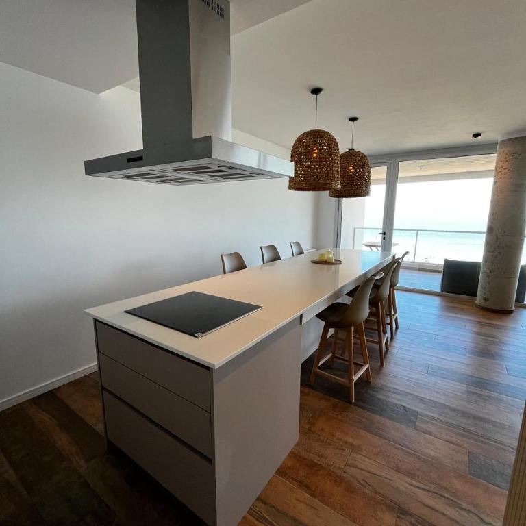 Semipiso de categoría frente al mar en Monte Hermoso - Apartamento de 3 dormitorios - 11