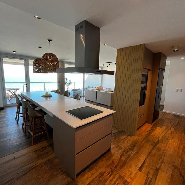 Semipiso de categoría frente al mar en Monte Hermoso - Apartamento de 3 dormitorios - 5