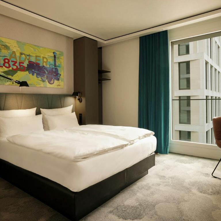 The Cloud One Nürnberg, part of the Motel One Group - Standard Double Room with View - 5