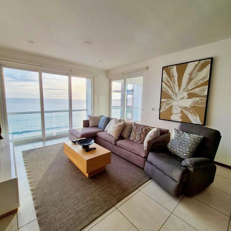 Horizon Azul Pacifico #4 Lujo frente Playa y Malecón - Three-Bedroom Apartment - 10