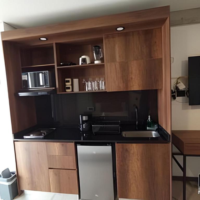 Epic Suite 510 Deluxe Airport - One-Bedroom Family Apartment - 36