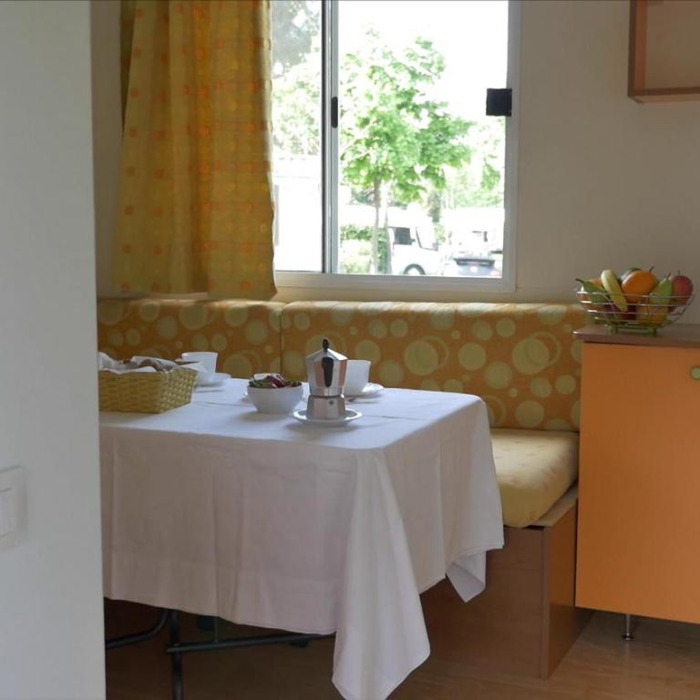 Camping Parisi - Casa Mobile con 2 Camere da Letto - 7