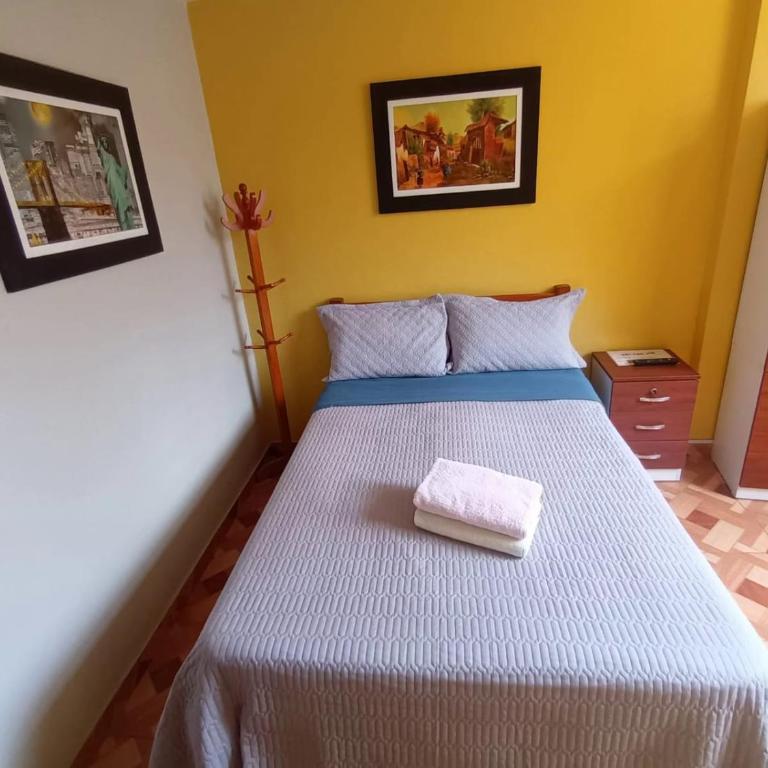 Across from Lima Airport - A y J Familia - Habitación Doble - 5