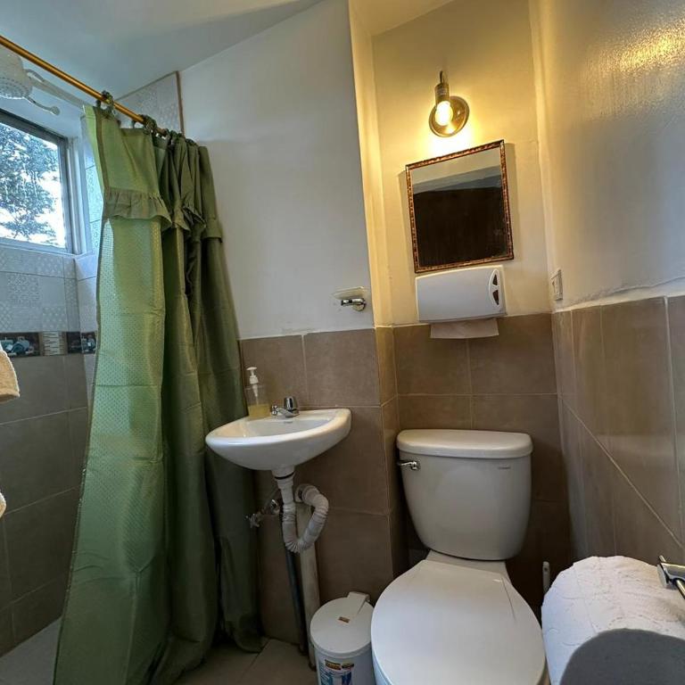 Private room, 2 minutes from the metro stop - One-Bedroom Apartment - 7