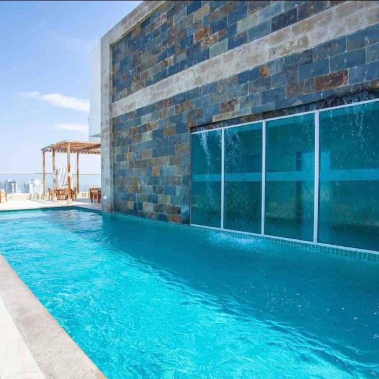 3br Apartment in front of the beach 8 paxs - Three-Bedroom Apartment - 35
