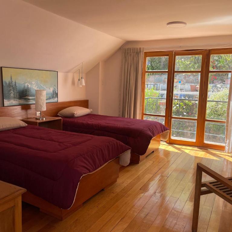 Villa Florita - Three-Bedroom Vacation Home - 15
