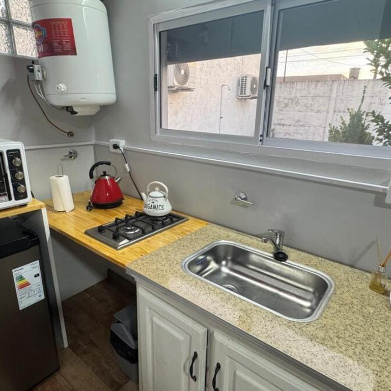 Monoambiente moderno con cochera y wifi en Azul - Apartamento de 1 dormitorio - 5