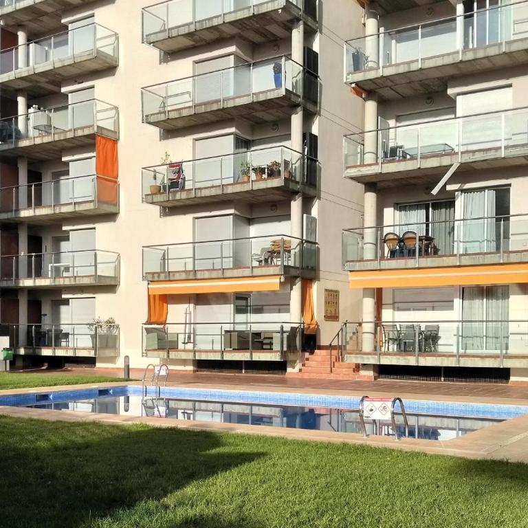 Apartamento en Roses con Terraza Privada y Parking - ES-258-185 - Apartamento - 16
