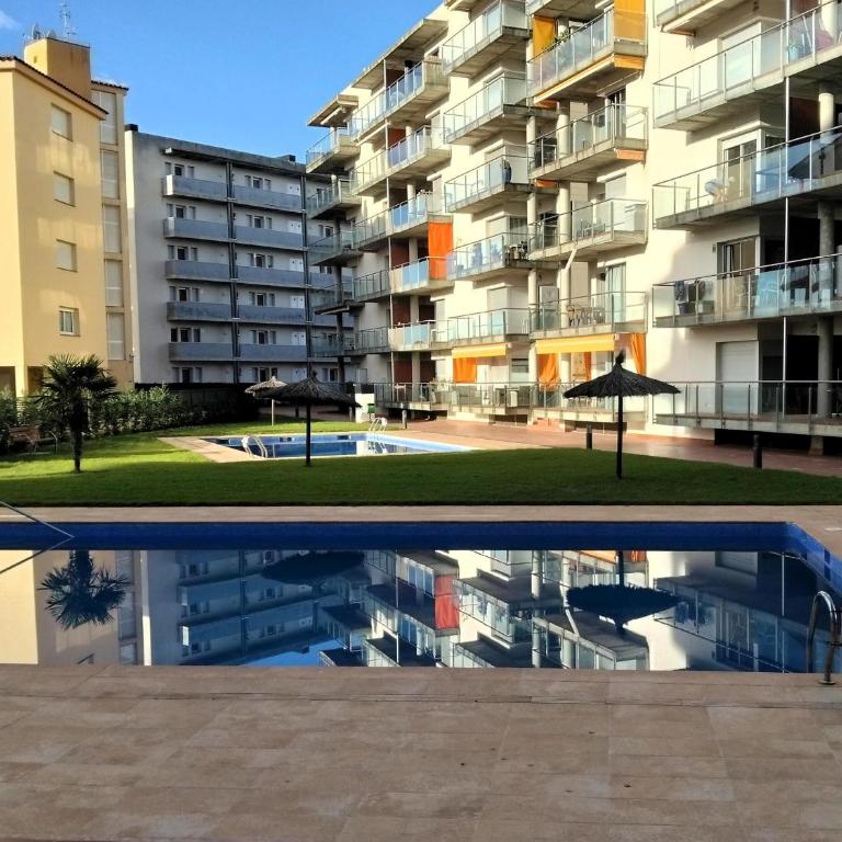 Apartamento en Roses con Terraza Privada y Parking - ES-258-185 - Apartamento - 18