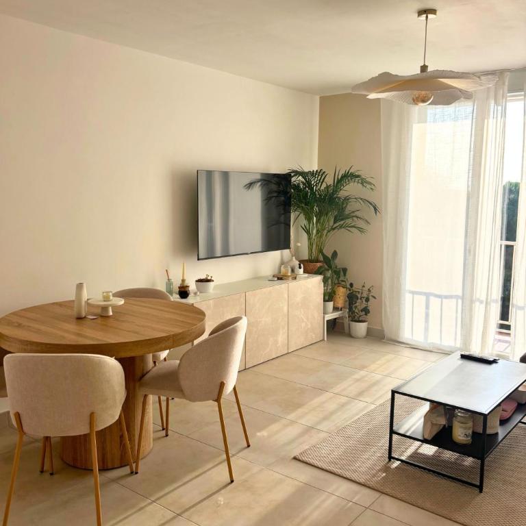 T3 rénové proche port et plage - Appartement 2 Chambres - 1