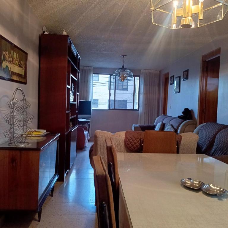 Cerca de estadio GNP - Apartamento de 1 dormitorio - 2