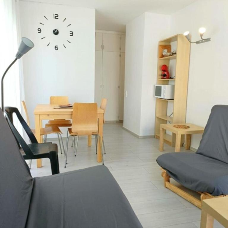 Estudio céntrico en Roses, a 50m de la playa, con Wi-Fi gratuito, aire acondicionado y terraza - HISP-312-31 - Estudio - 6