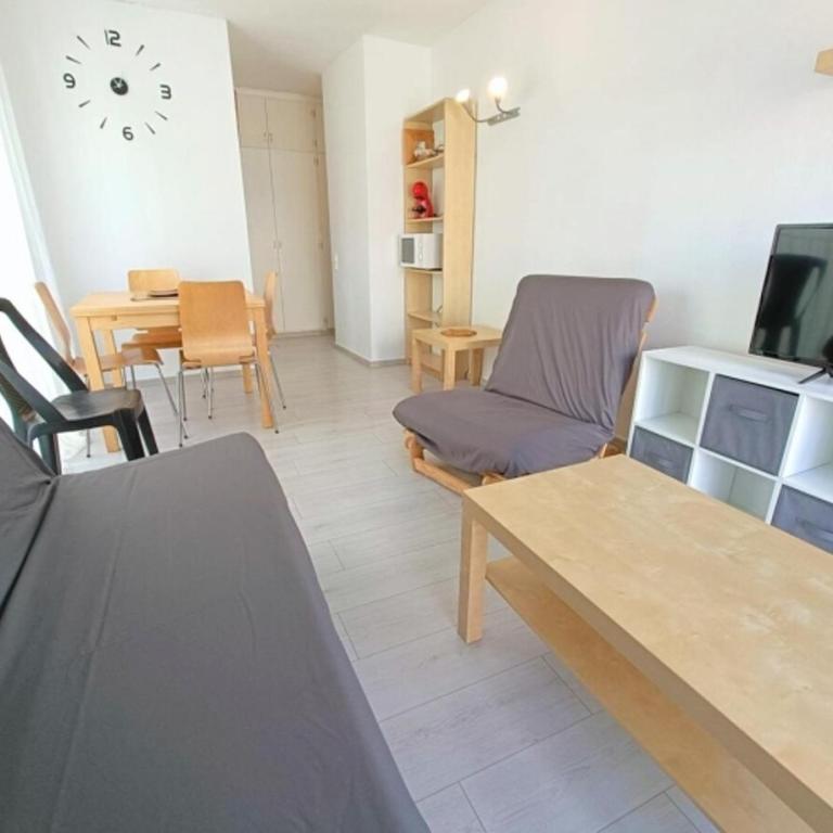 Estudio céntrico en Roses, a 50m de la playa, con Wi-Fi gratuito, aire acondicionado y terraza - HISP-312-31 - Estudio - 9