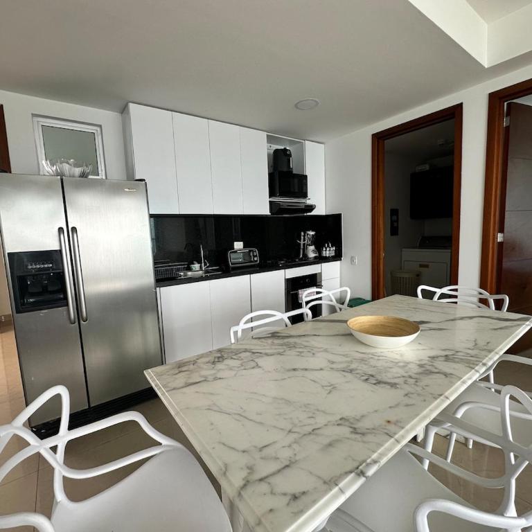2BR apartment Ocean & old city view - Two-Bedroom Apartment - 38
