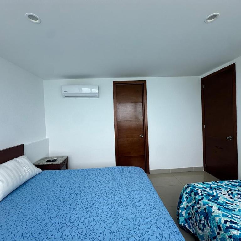 2BR apartment Ocean & old city view - Two-Bedroom Apartment - 39