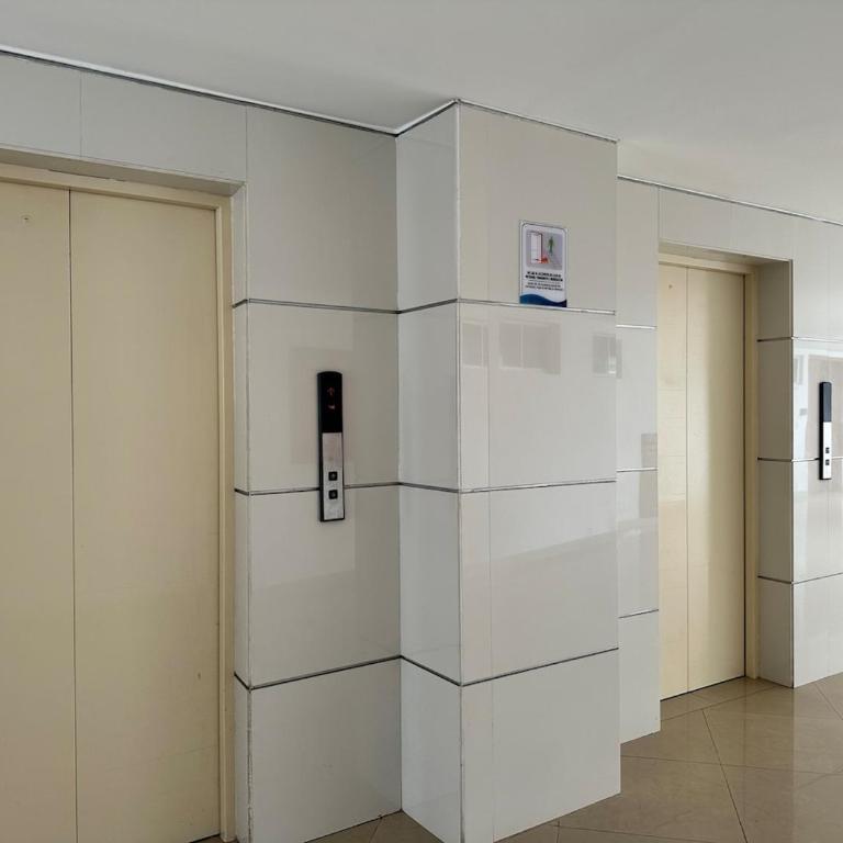 2BR apartment Ocean & old city view - Two-Bedroom Apartment - 40
