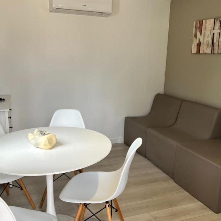 Chalet pour 4 avec Salon de Jardin - Seyne-sur-Mer - API-1-52-870 - Chalet - 3