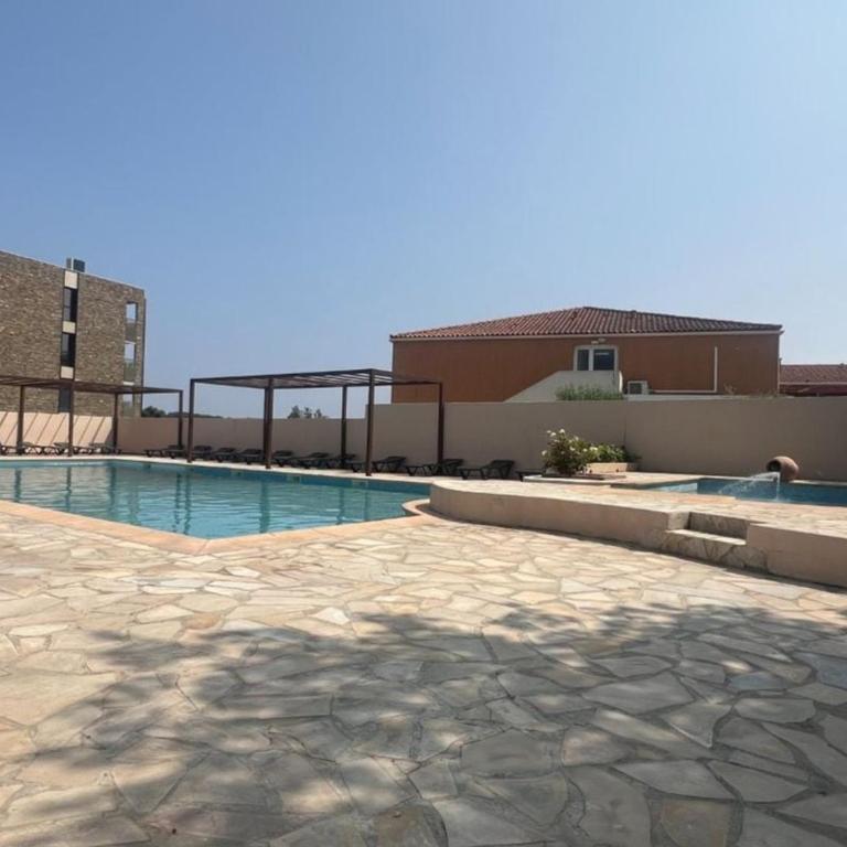 Chalet pour 4 avec Salon de Jardin - Seyne-sur-Mer - API-1-52-870 - Chalet - 11