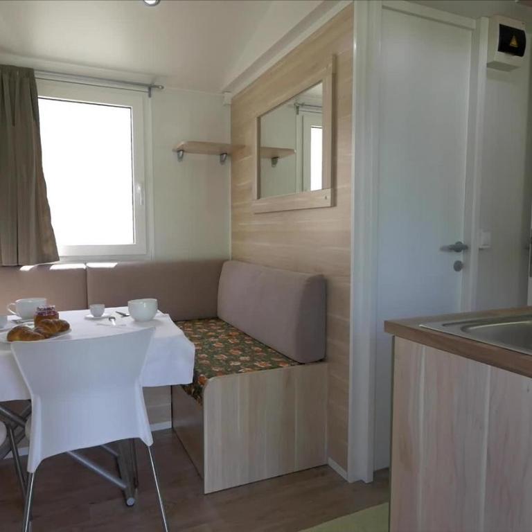 Camping Parisi - Casa Mobile con 1 Camera da Letto - 5