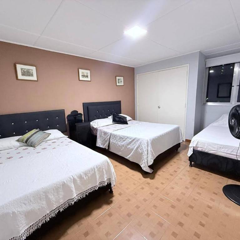 Casa hotel la 33 - Habitación Doble - 2 camas - 3