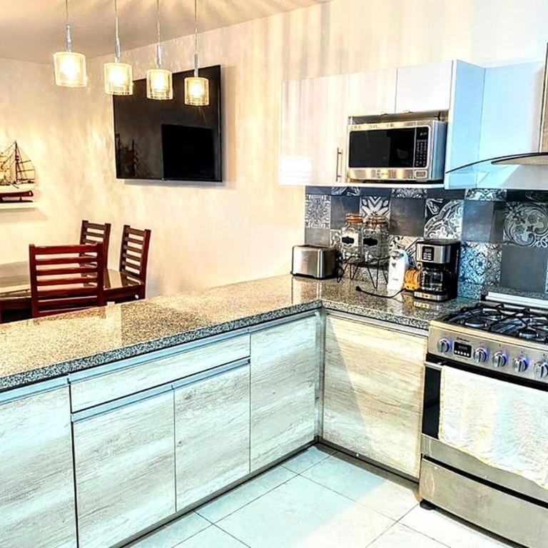 Casa azul Marino - Four-Bedroom House - 2
