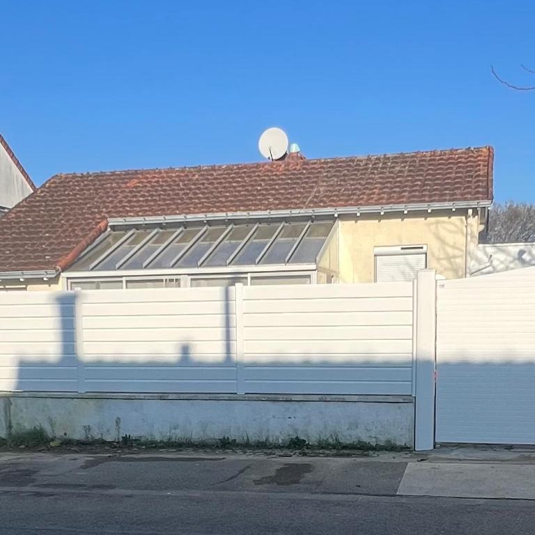 Nantes Maison entière 5 lits La Coulée - Apartamento de 2 dormitorios - 1