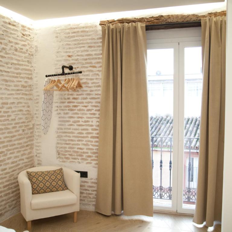 Homey Seville Amazing New Arfe I Apartment Near Cathedral 8 people - Apartamento de 3 dormitorios - 8