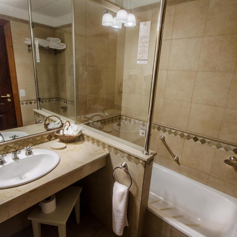 Hotel Kosten Aike - Habitación Triple Estándar - 4