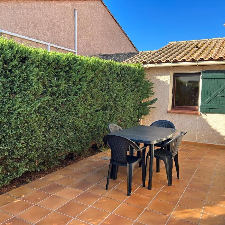 Pavillon 2 Chambres avec Parking à Argelès-sur-Mer - FR-1-837-97 - Maison de Vacances - 2