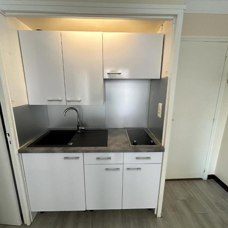 Appartement 4 pers, balcon vue mer - FR-1-837-96 - Apartment - 2