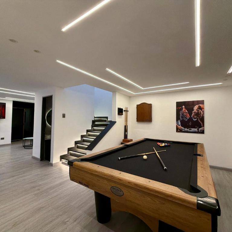 Exclusive house in the Malibu sector - Four-Bedroom House - 4
