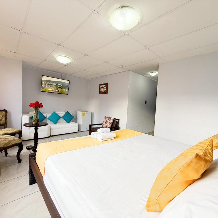 Hotel Santamaria en quito - Habitación Deluxe - 6