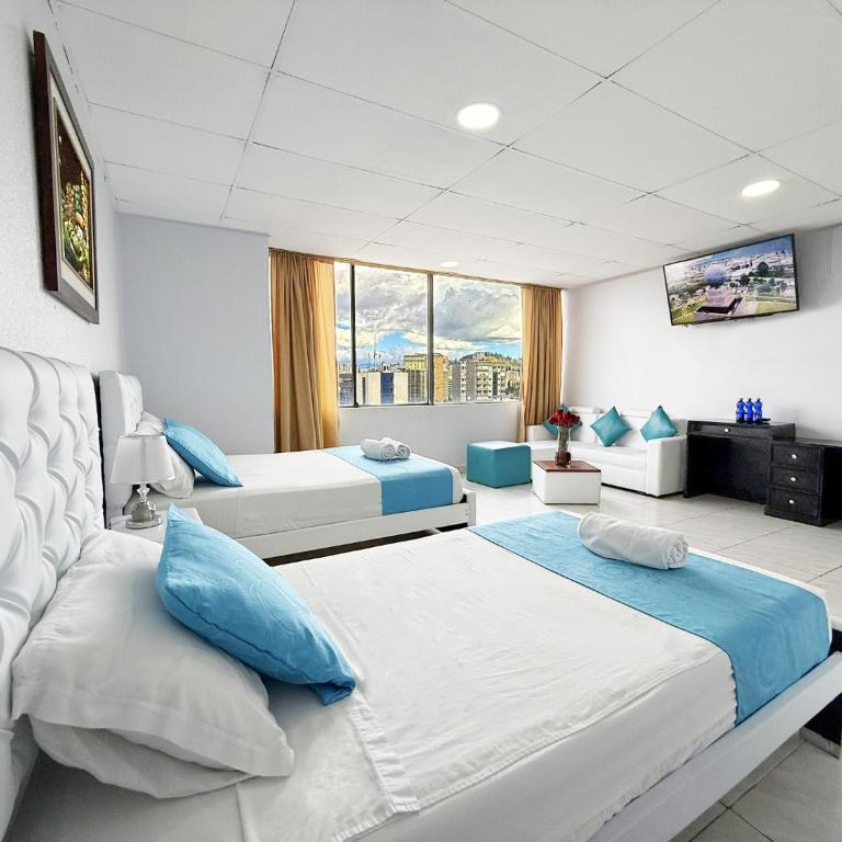 Hotel Santamaria en quito - Habitación Familiar - 4