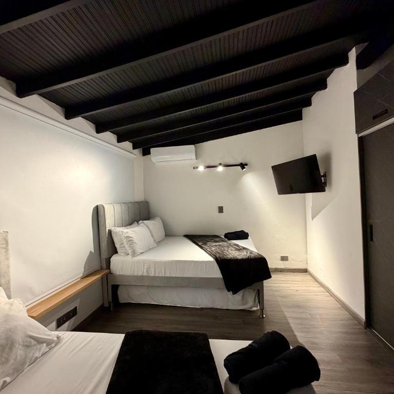 Exclusive house in the Malibu sector - Four-Bedroom House - 14