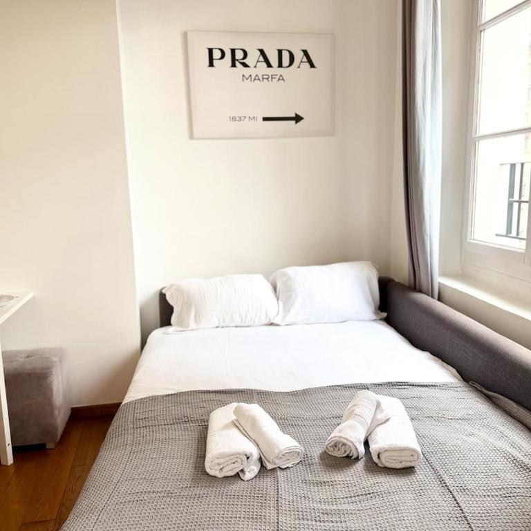 Charming Parisian apartment Paris 2 Central - Appartement 2 Chambres - 25