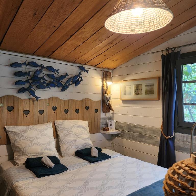 Cabane planquée tout confort, havre de paix , nature - Chalet 1 Chambre - 12