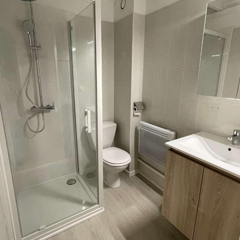 Réf 273 Seignosse Océan, Villa Patio classée 2 étoiles ,à 250m de la plage, avec place de parking et piscine commune , 4 personnes - One-Bedroom House - 10