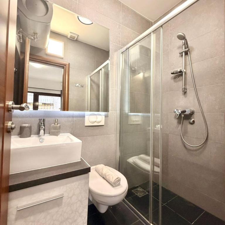 Apartments Villa Stefan - Dvokrevetna Soba sa Bračnim Krevetom - 1