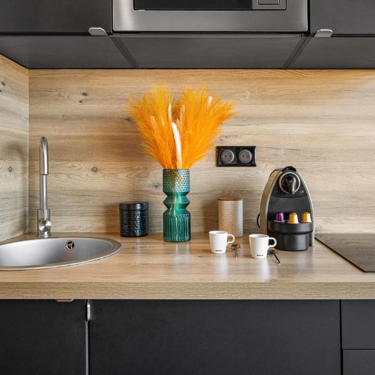 Nuit D'Ambre Port Nature - studio cosy - parking - climatisation - Village Naturiste - Apartamento de 1 dormitorio - 12