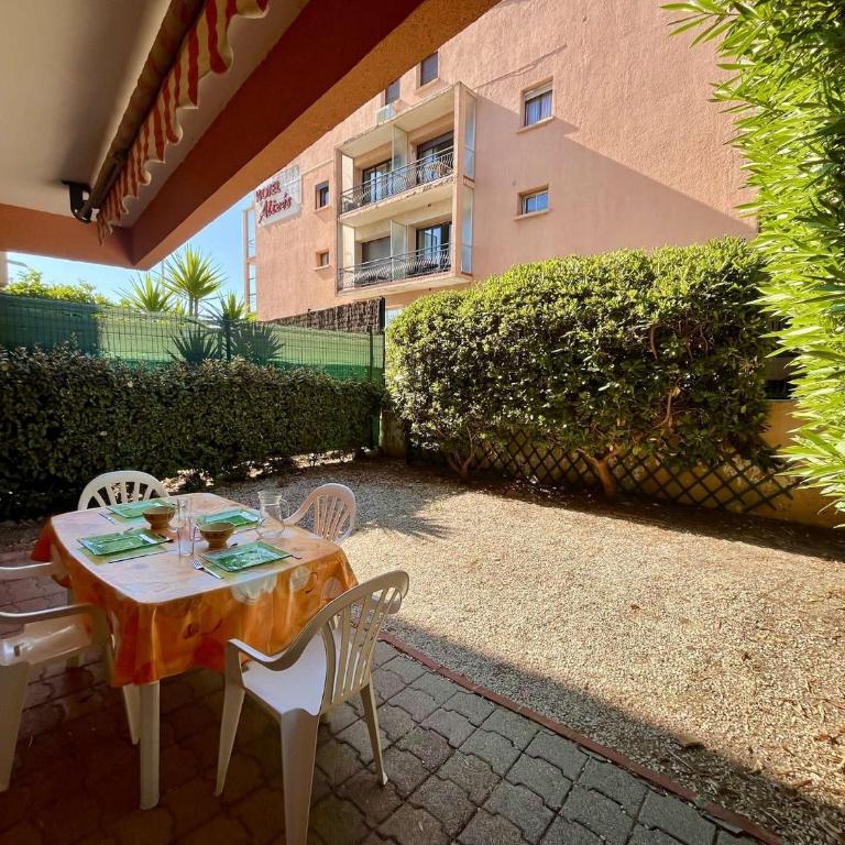 CA020-006 APPARTEMENT 2 PIÈCES Personnes CAVALAIRE SUR MER - Appartamento con 1 Camera da Letto - 13