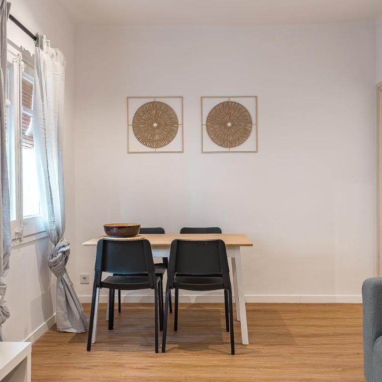 Apartamento reformado de 3 habitaciones en Sagrada Familia - Three-Bedroom Apartment - 8