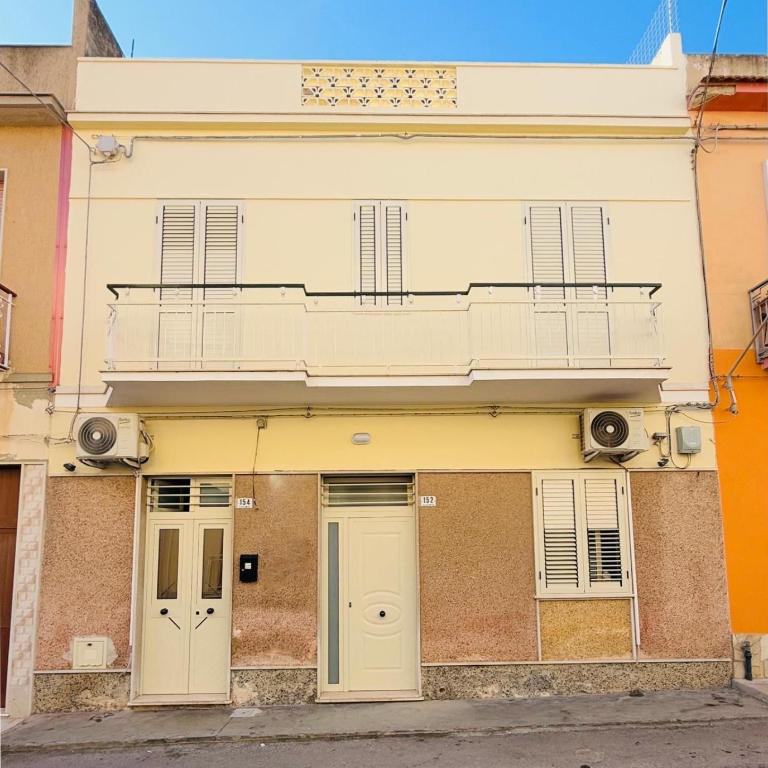 Domus G - Appartamento con 2 Camere da Letto - 1